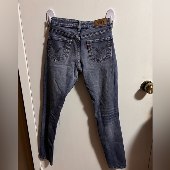Levi’s Skinny Vintage Jeans - Picture 2 of 4